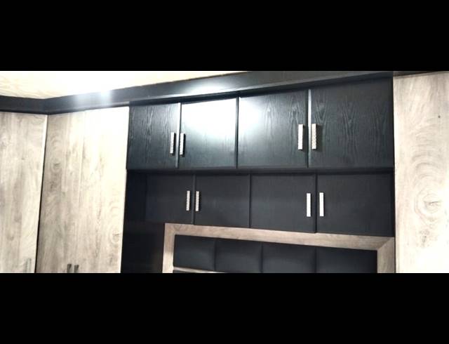 2 BEDROOM FLAT FOR SALE IN BLUFF